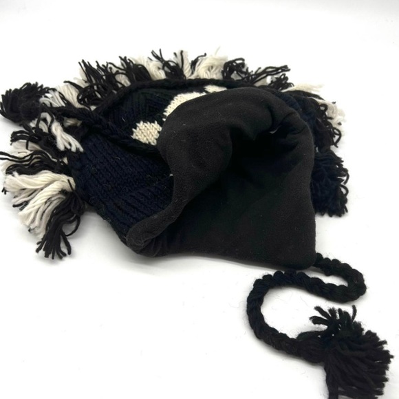 Mohawk Skull Beanie - Picture 2 of 6